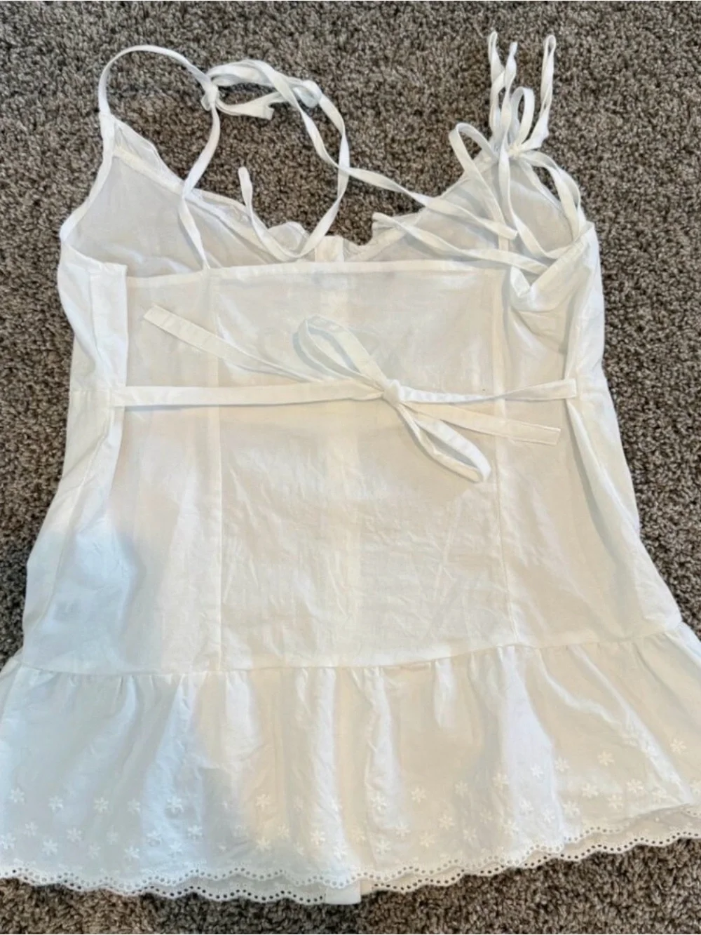 Brandy Melville Tie Shoulder Cami Top - Picture 4 of 8